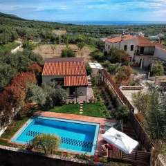 Yiannis Cottage thumbnail 2
