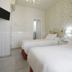 Basic Hotel Puerta de Sevilla - Bild 10