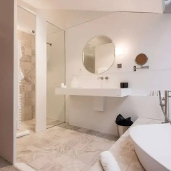 Yndo Hotel thumbnail 8