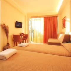 Lavris Hotel & Bungalows photo 4