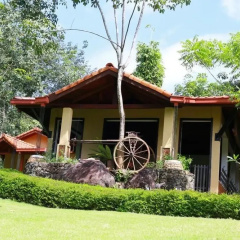 Tappers Village Estate Bungalow thumbnail 8