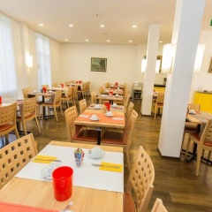 Becozy Self Check-in Pop-up Hotel Basel - Bild 9