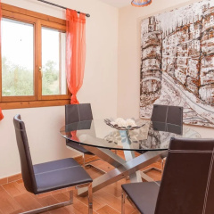 Can Canals in Art With 5 Bedrooms and 4 Bathrooms - Bild 1