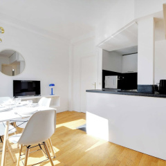 Cozy Apartment 2bdr/5p - in the Heart of Suresnes - Bild 6