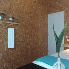 Marina Lounge Hostel thumbnail 3