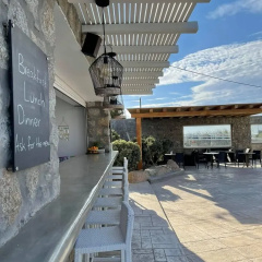 Queen Boutique Suites
