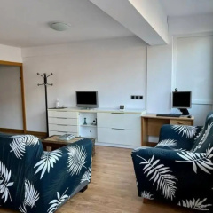 Large Apartment Near Fira and City Center - Bild 3
