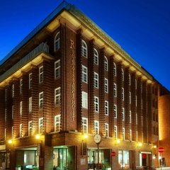 Renaissance Hamburg Hotel - Bild 1