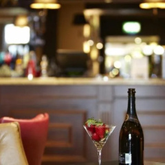 The Parkville Hotel thumbnail 8