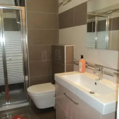 Violeta Apartments thumbnail 6