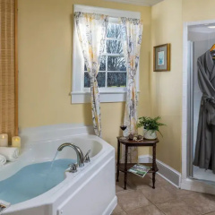 Inner Banks Inn thumbnail 10