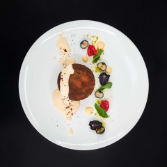 art'otel Berlin Mitte powered by Radisson Hotels - Bild 12