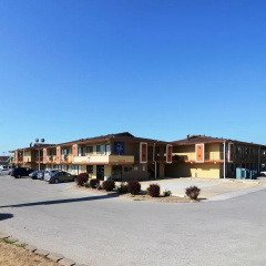 Super 7 Motel thumbnail 18