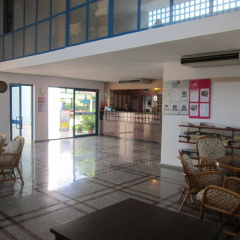 Aymes Hotel - Bild 2