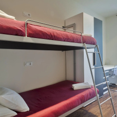 Aspasios Urquinaona Apartments thumbnail 3