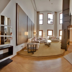 The Rester Hotel thumbnail 7