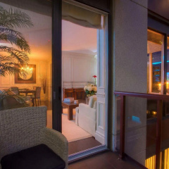 Sky Suites Yorkville thumbnail 6