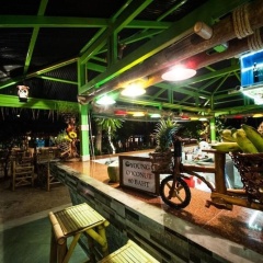 Phi Phi Island Cabana Hotel - Bild 25