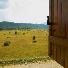 2 Bedroom Holiday Chalet With Views + Log Fire in Zabljak, Montenegro from 97$, photos, reviews - zenhotels.com photo 2