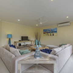 Villa Tepi Sungai - Bild 1