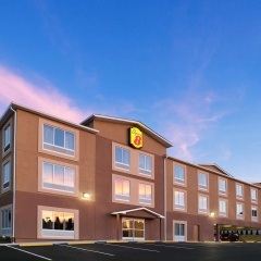 Super 8 by Wyndham Hershey Chocolate Avenue thumbnail 1