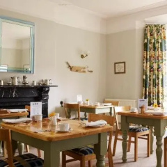Swan Hill House thumbnail 15