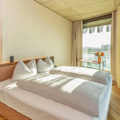 The Zipper Hotel & Apartments - Bild 2
