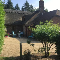 Thatched Cottage thumbnail 2