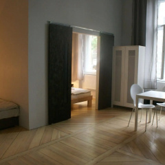 Tenement House thumbnail 14