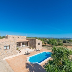 Bellpuig - Villa With Private Pool In Arta - Bild 15