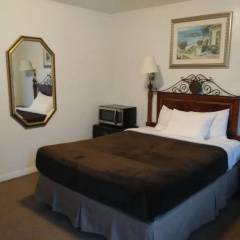 Bay Bridge Motel thumbnail 1