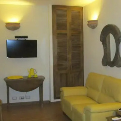 The Amazing Little Suite in Trastevere thumbnail 5