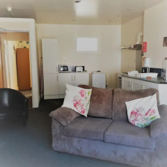 Sunrise Apartments thumbnail 5