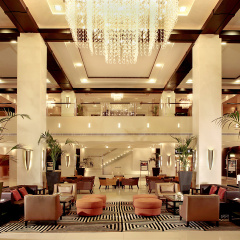 Radisson Blu Barsha Heights Hotel - Bild 2