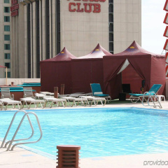 Plaza and Casino Hotel - Bild 18
