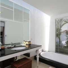 The Kanjeng Suites Villas Seminyak - Bild 9