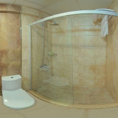 Mom Hotel - Bild 8