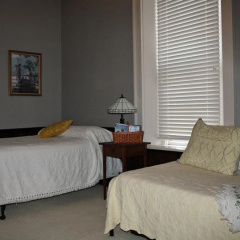 Markward Manor Bed and Breakfast Inn thumbnail 4