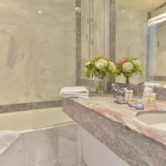 Hotel Unic Renoir Saint Germain - Bild 8