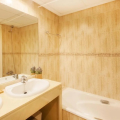 Marina Duquesa Apartment thumbnail 6