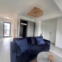 Elegant Appt - 3bdr/8p - Near Paris & La Defense - Bild 9