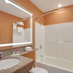Ramada by Wyndham Bronx - Bild 9