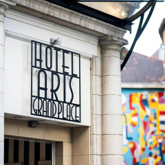 Aris Grand-Place Hotel - Bild 1