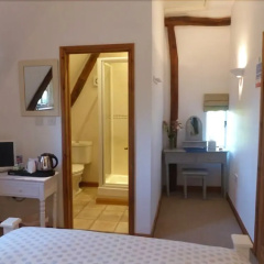 The Old Pear Tree B&B thumbnail 8