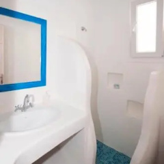 Marina's House thumbnail 9