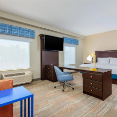 Hampton Inn & Suites Parkersburg Downtown thumbnail 34
