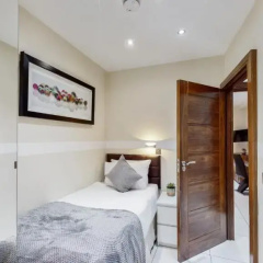 Bryanston Apartments thumbnail 2