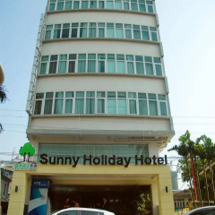 Sunny Holiday Hotel thumbnail 39
