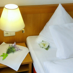 Hotel Alpha - Bild 2