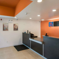 Motel 6 Moncton, NB